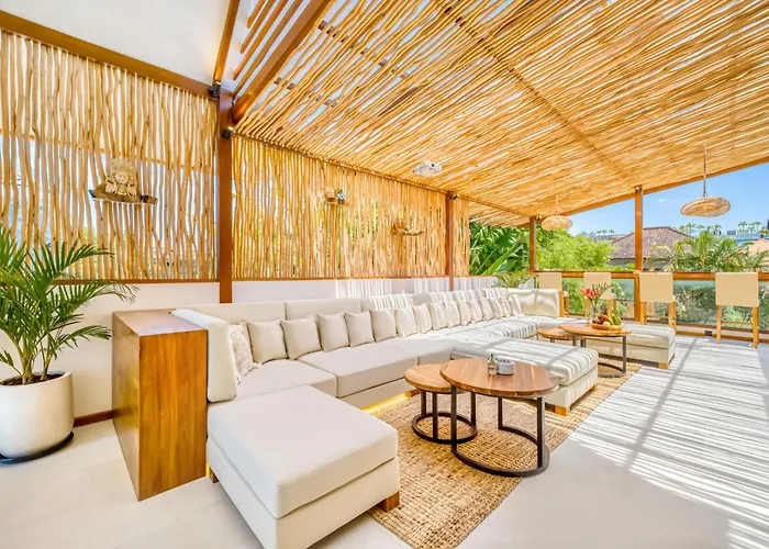 Orlando - Brand New 9br Jacuzzi Cinema Villa