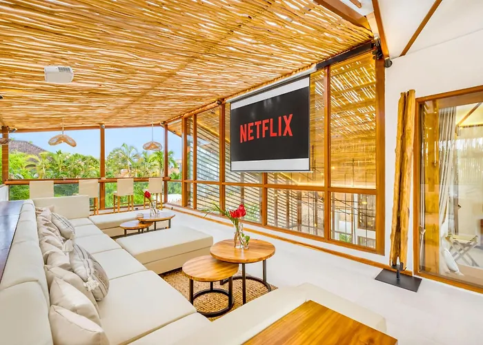 Orlando - Brand New 9br Jacuzzi Cinema Villa *