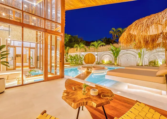 Orlando - Brand New 9br Jacuzzi Cinema * Seminyak (Bali)