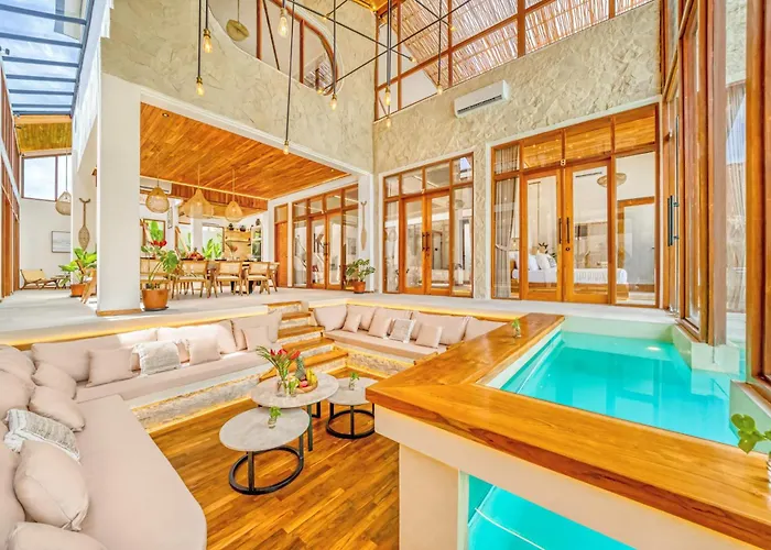 Orlando - Brand New 9br Jacuzzi Cinema Villa Seminyak (Bali)