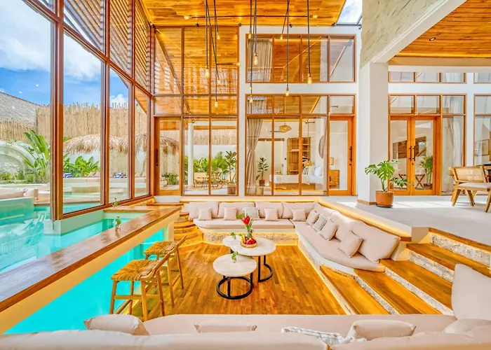 Orlando - Brand New 9br Jacuzzi Cinema Villa Seminyak